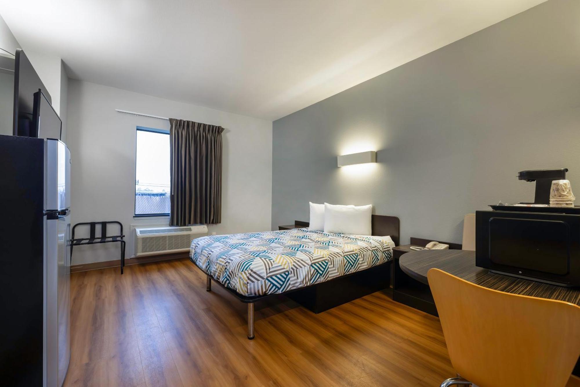 Studio 6 Suites Texas City, Tx I 45 South Exterior foto